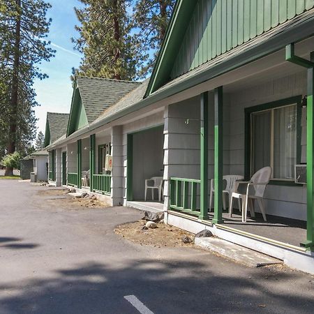 Green Gables Motel & Suites Burney Екстериор снимка